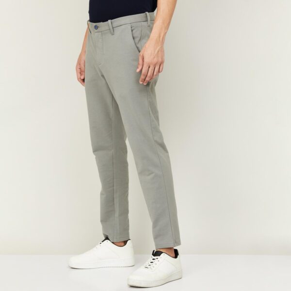 Grey Solid Slim Tapered Casual Trousers